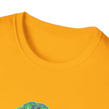 Load image into Gallery viewer, Elephant Surfer Lizard Bout To Move (T-shirt)
